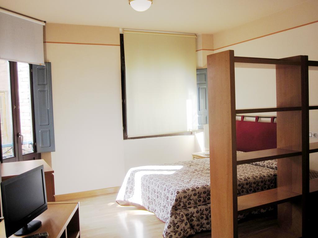 Apartamentos Legazpi Кангас дел Нарсеа Екстериор снимка